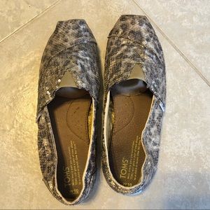 Toms Sequin Leopard Print - Exclusive  - Size 10